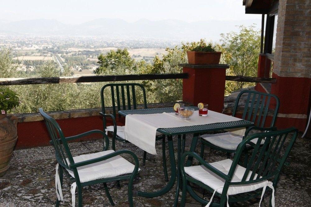 Il Poggio Dei Pettirossi Hotel Bevagna Ngoại thất bức ảnh