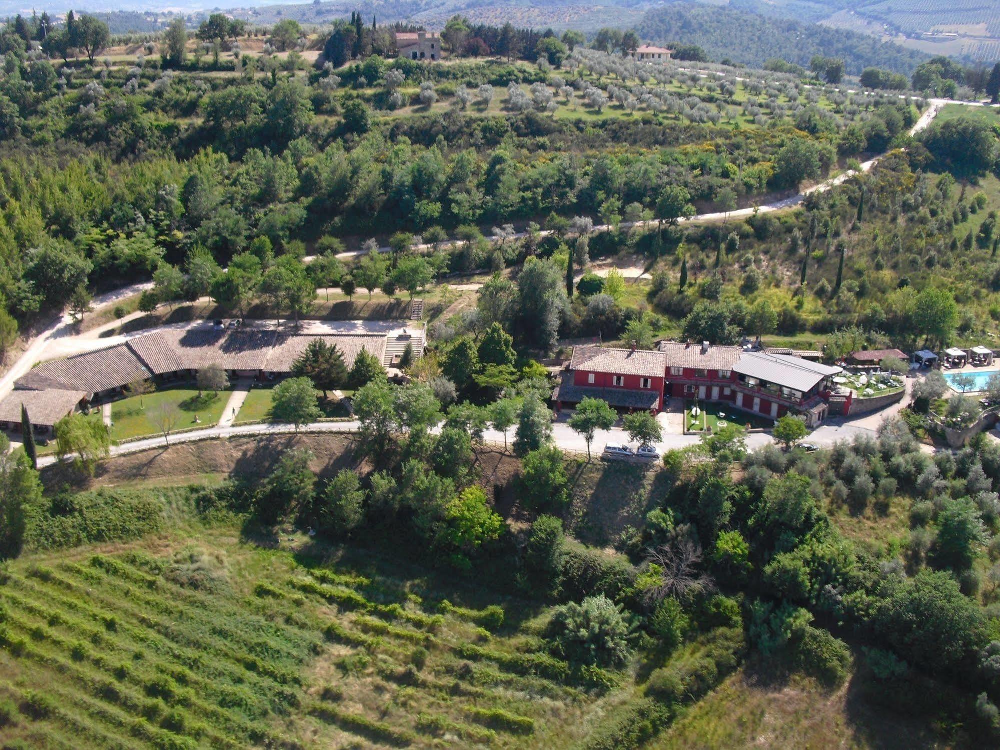 Il Poggio Dei Pettirossi Hotel Bevagna Ngoại thất bức ảnh